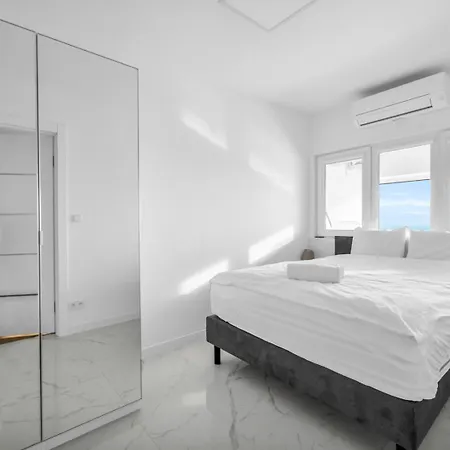 With View Of 23rd Floor Daire *