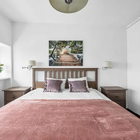 With View Of 23rd Floor Appartement