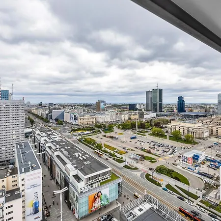 With View Of 23rd Floor Varsovie