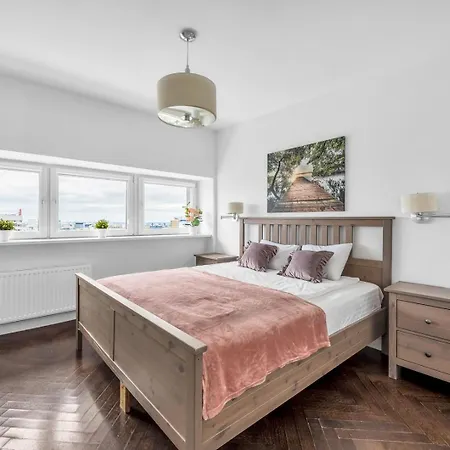 With View Of 23rd Floor *